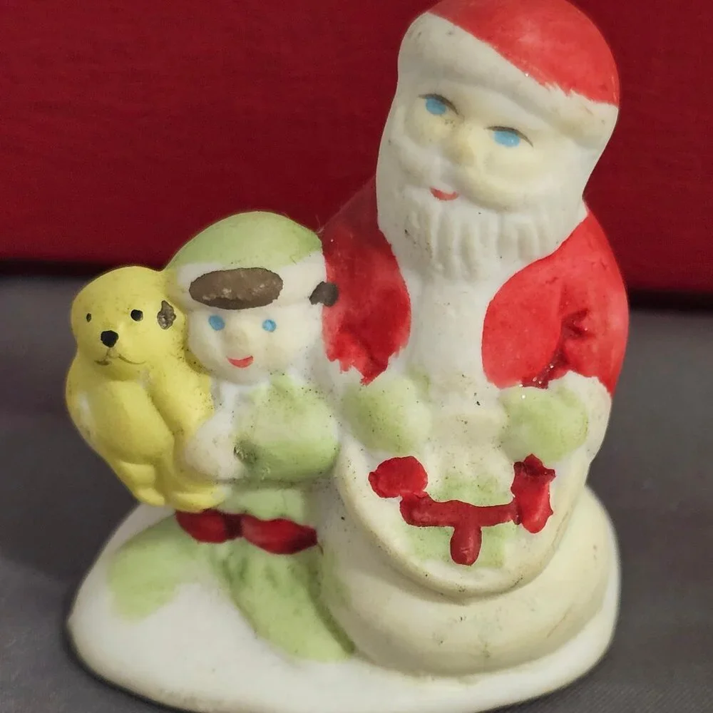 Vintage Santa Claus Figurine - Picture 1 of 5